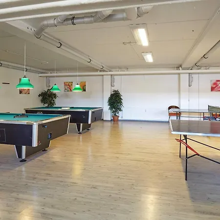 Xliv Apartment *